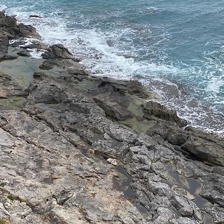 ベッド・アンド・ブレックファスト Ale E Franz チェファル